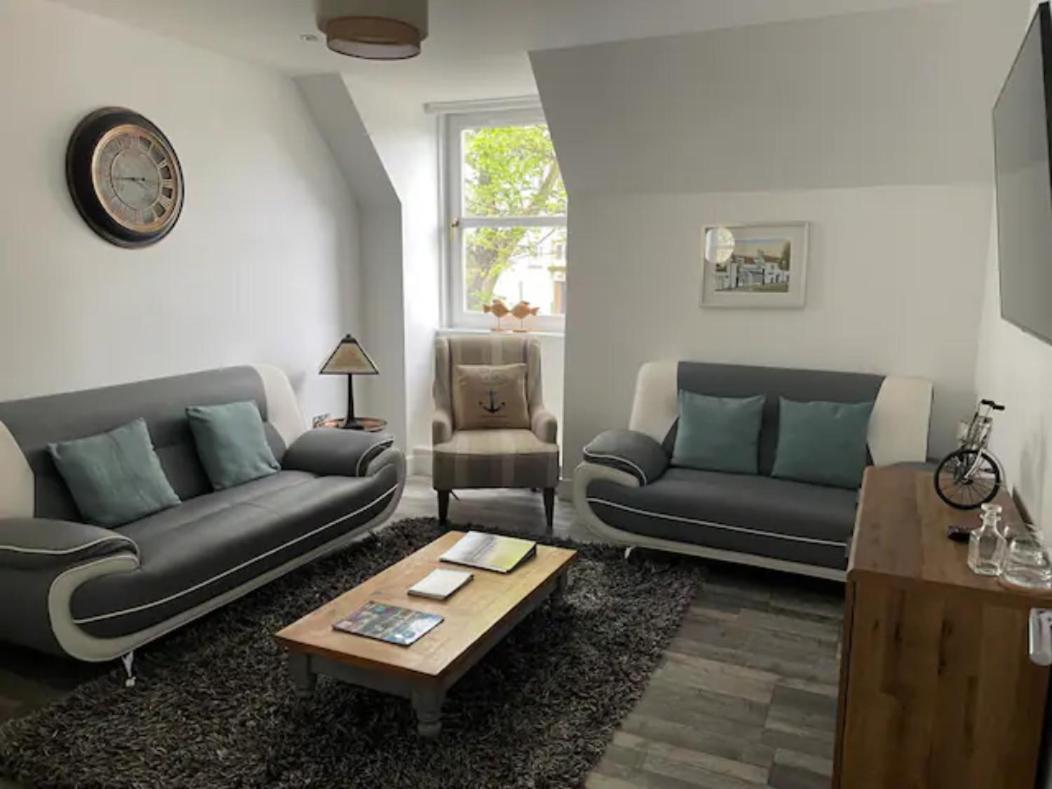 The Holiday Hoose Kinghorn Экстерьер фото