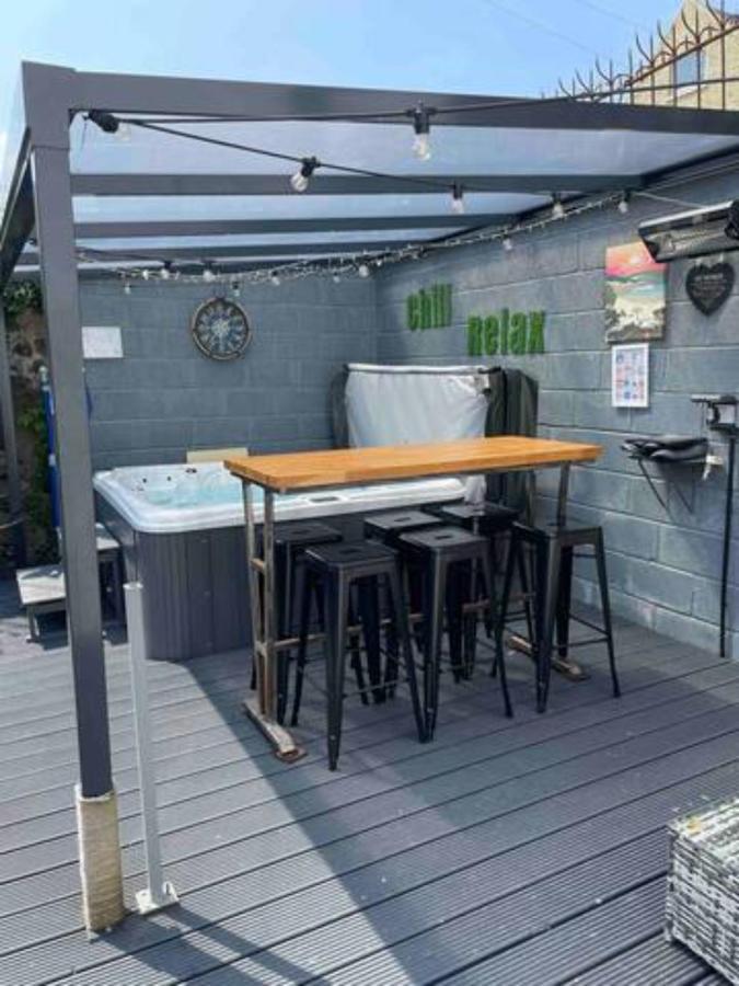 The Holiday Hoose Kinghorn Экстерьер фото